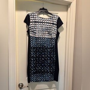 New York & Company Knit Black and Blue Patterned Midi Dress